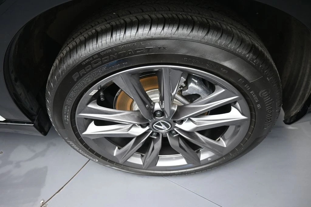 2025 Acura ADX - Image 15 of 31