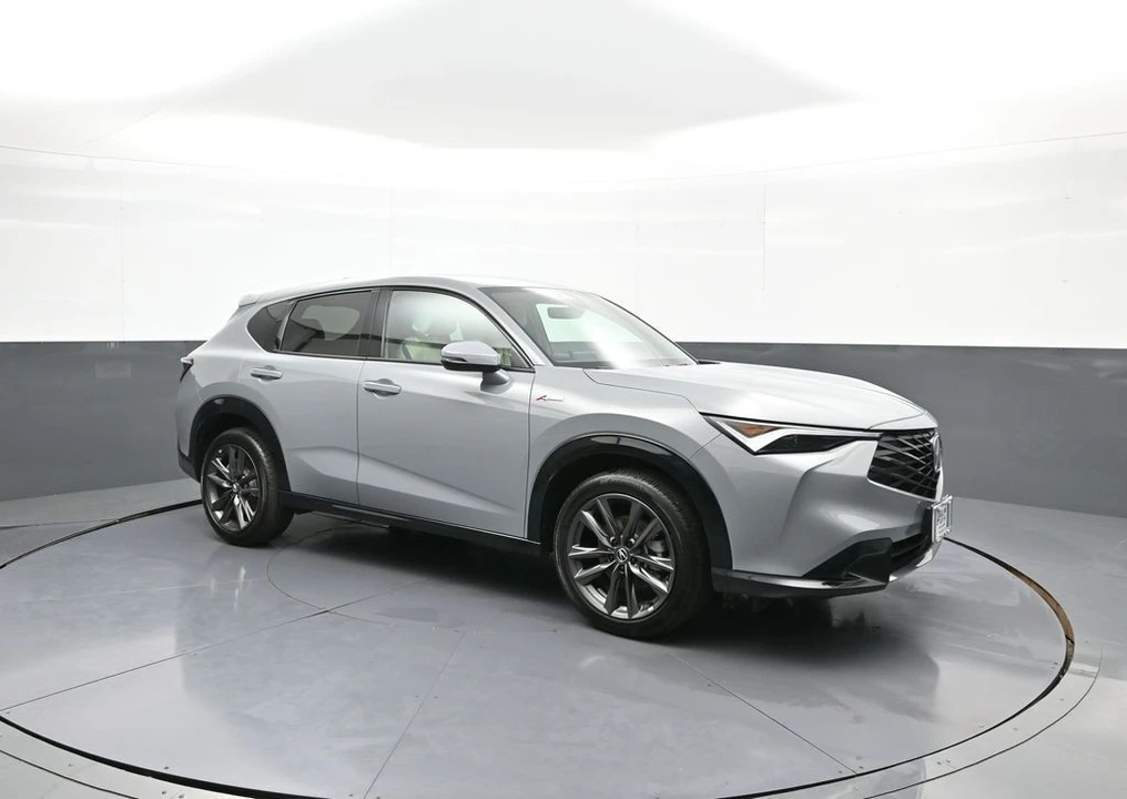 2025 Acura ADX - Image 4 of 31