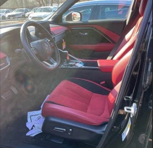 2025 Acura ADX - Image 6 of 6