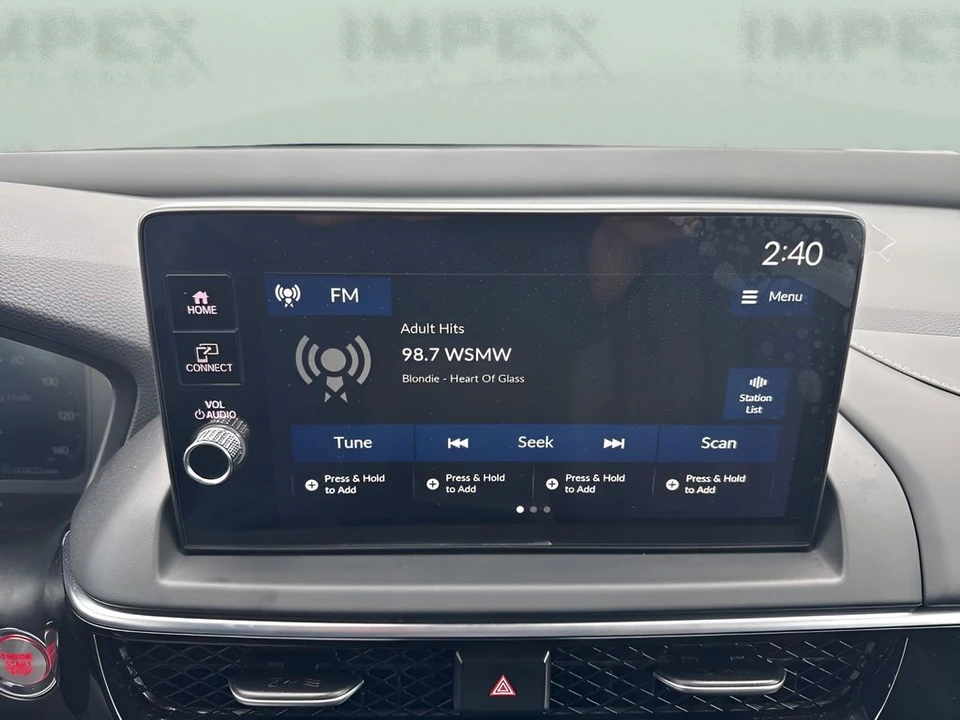 2025 Acura ADX - Image 18 of 31