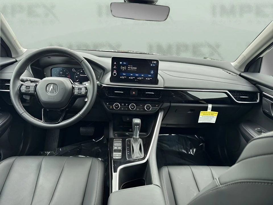 2025 Acura ADX - Image 13 of 31