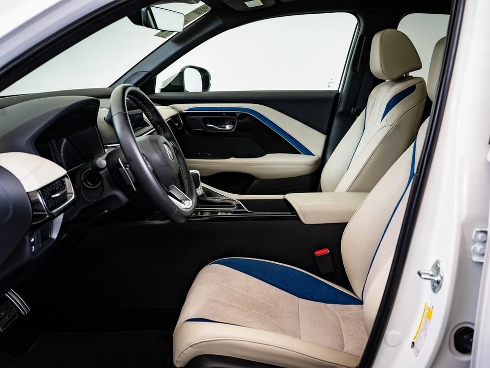 2025 Acura ADX - Image 19 of 21