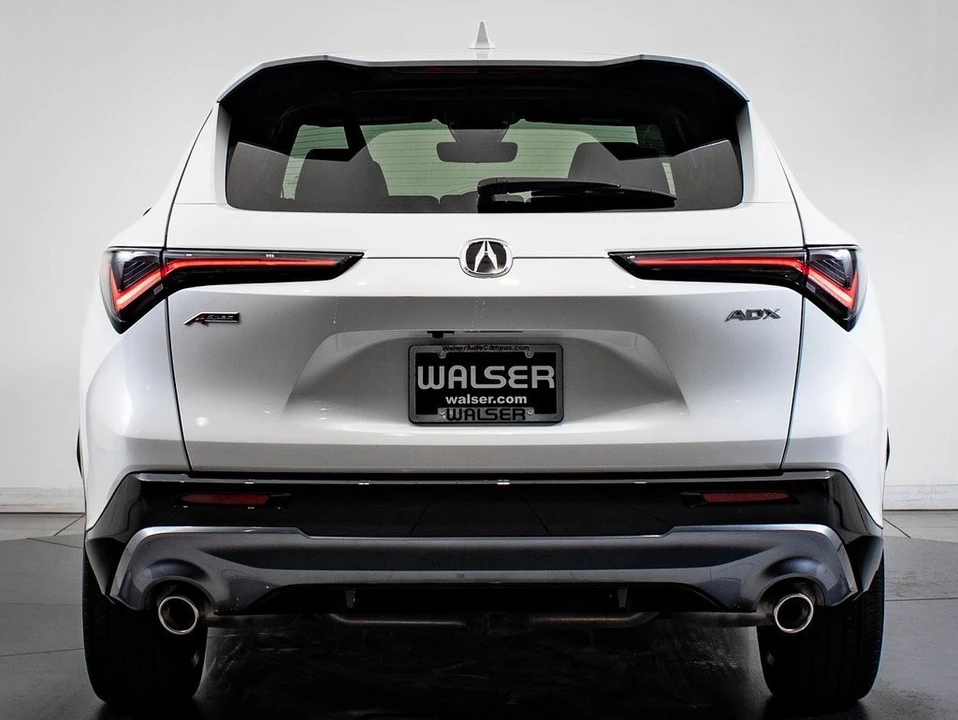 2025 Acura ADX - Image 10 of 21