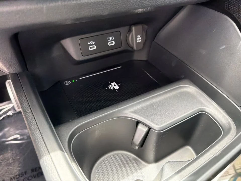 2025 Acura ADX - Image 10 of 20