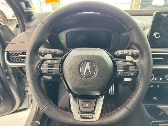 2025 Acura ADX - Image 18 of 20