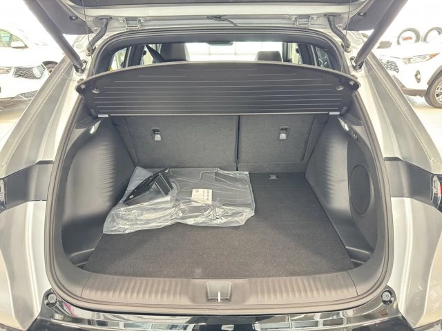 2025 Acura ADX - Image 9 of 20