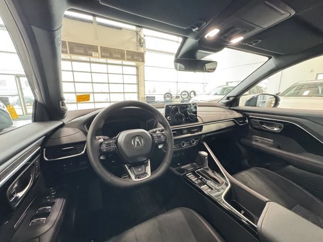 2025 Acura ADX - Image 16 of 20