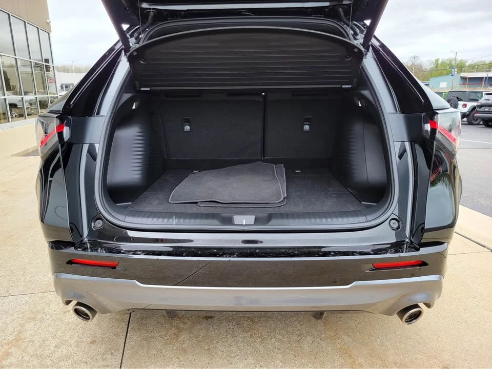 2025 Acura ADX - Image 14 of 14