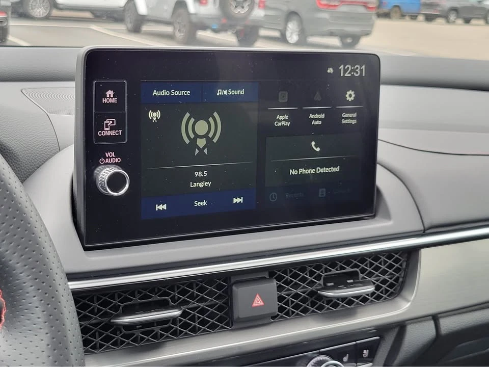 2025 Acura ADX - Image 9 of 14
