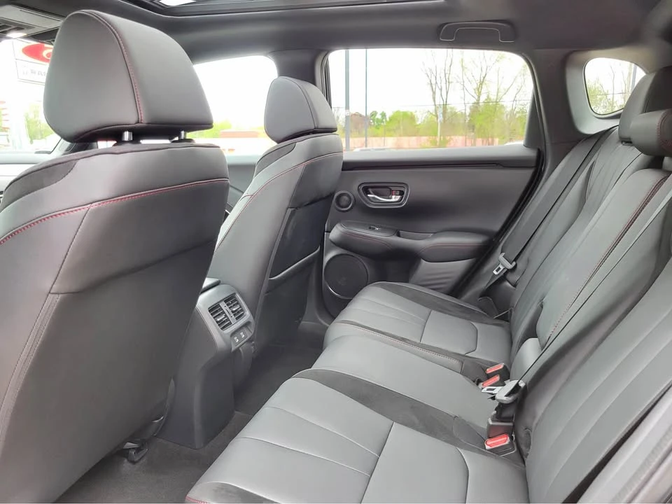 2025 Acura ADX - Image 12 of 14