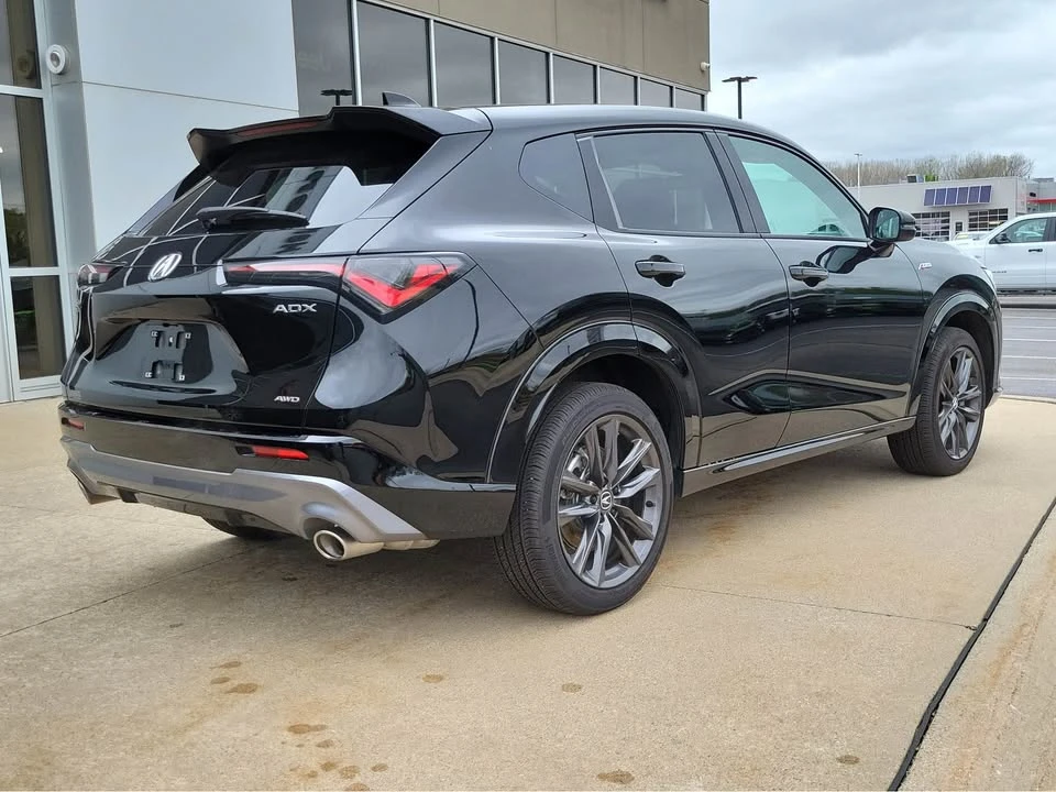 2025 Acura ADX - Image 3 of 14