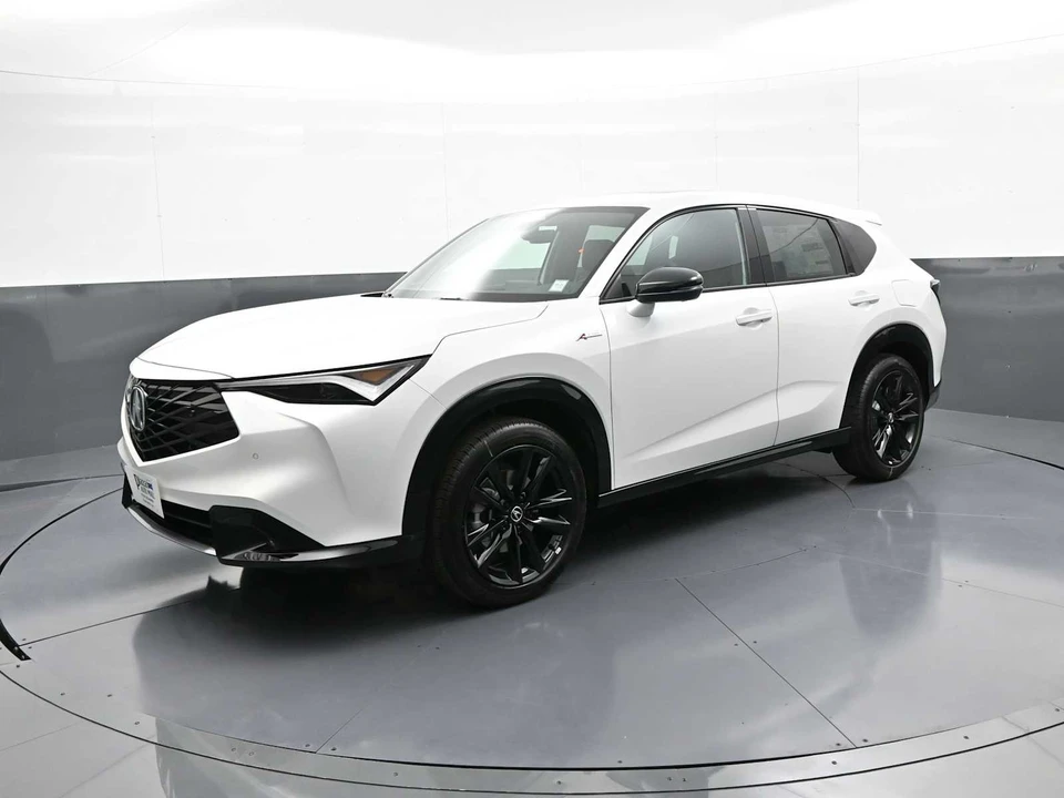 2025 Acura ADX - Image 9 of 31