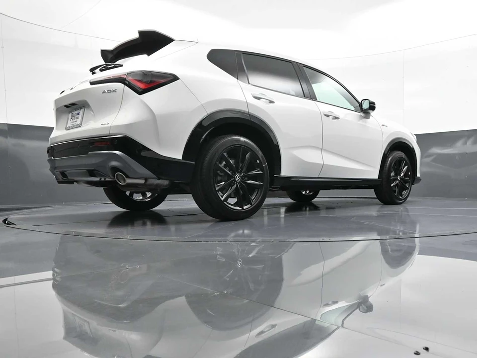 2025 Acura ADX - Image 30 of 31