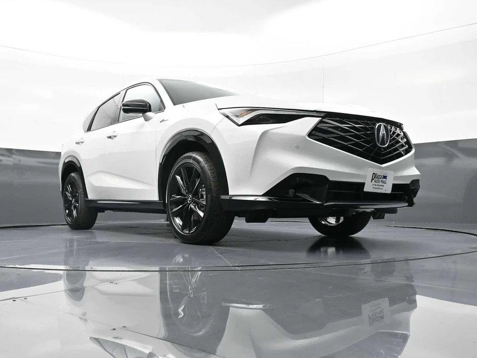 2025 Acura ADX - Image 28 of 31