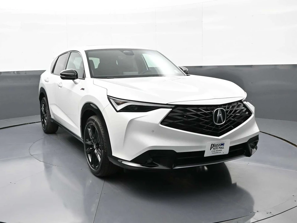 2025 Acura ADX - Image 2 of 31
