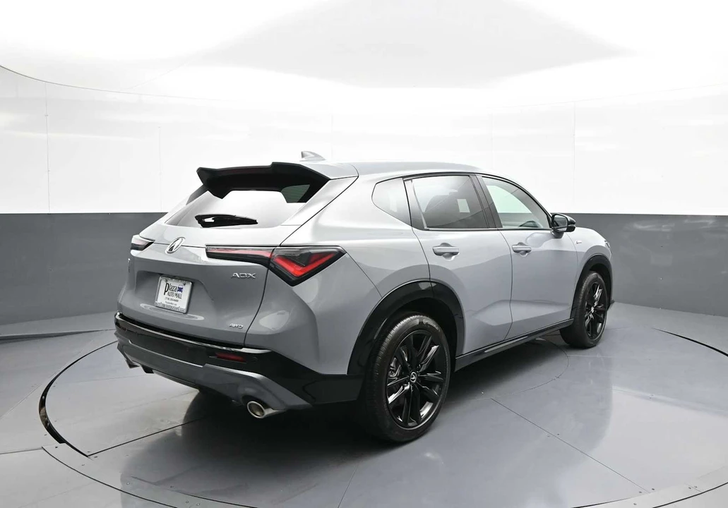 2025 Acura ADX - Image 6 of 31