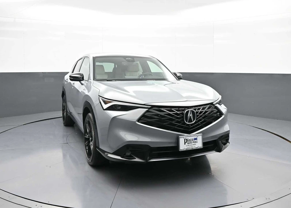 2025 Acura ADX - Image 3 of 31