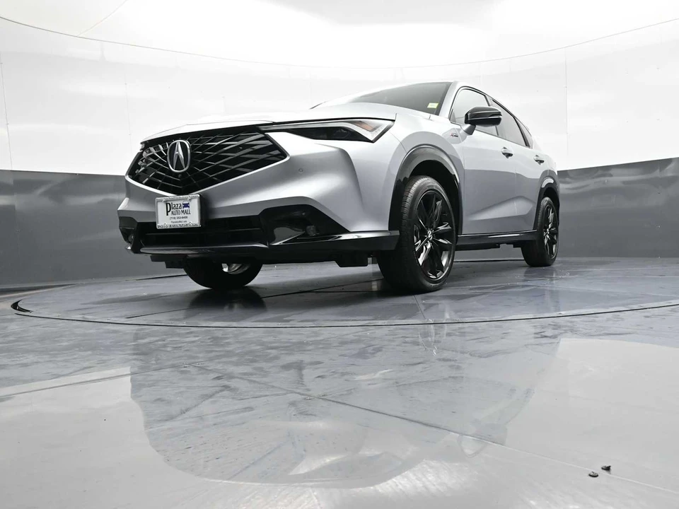 2025 Acura ADX - Image 26 of 31