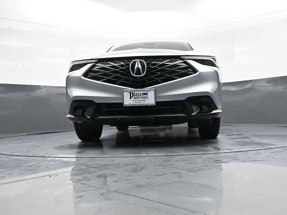 2025 Acura ADX - Image 27 of 31