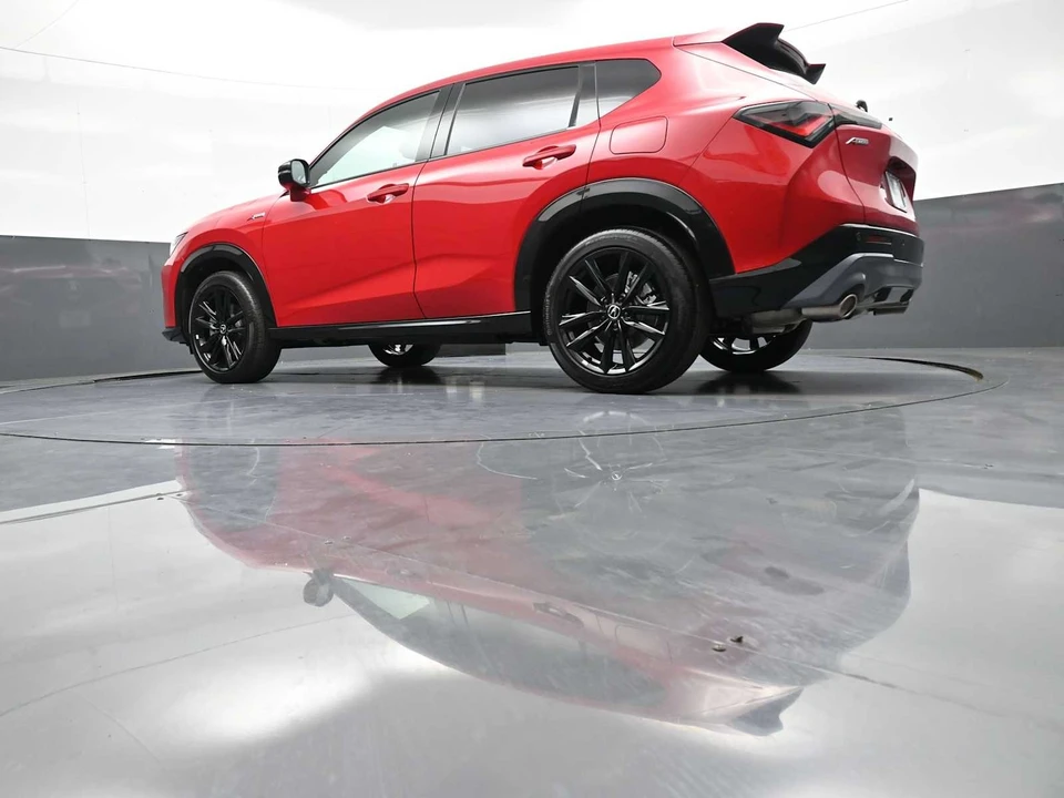 2025 Acura ADX - Image 27 of 31