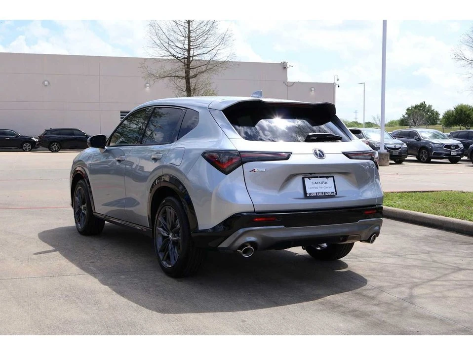 2025 Acura ADX - Image 4 of 10