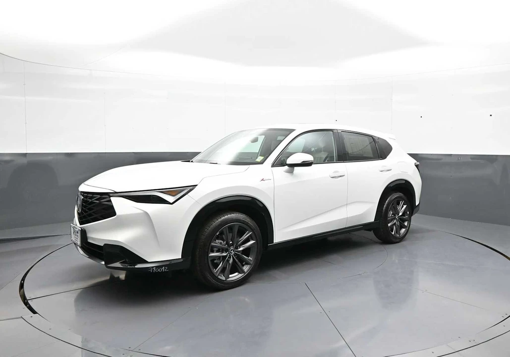 2025 Acura ADX - Image 10 of 31