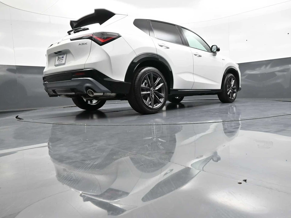 2025 Acura ADX - Image 30 of 31