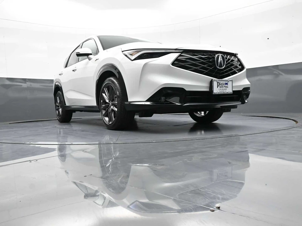 2025 Acura ADX - Image 28 of 31