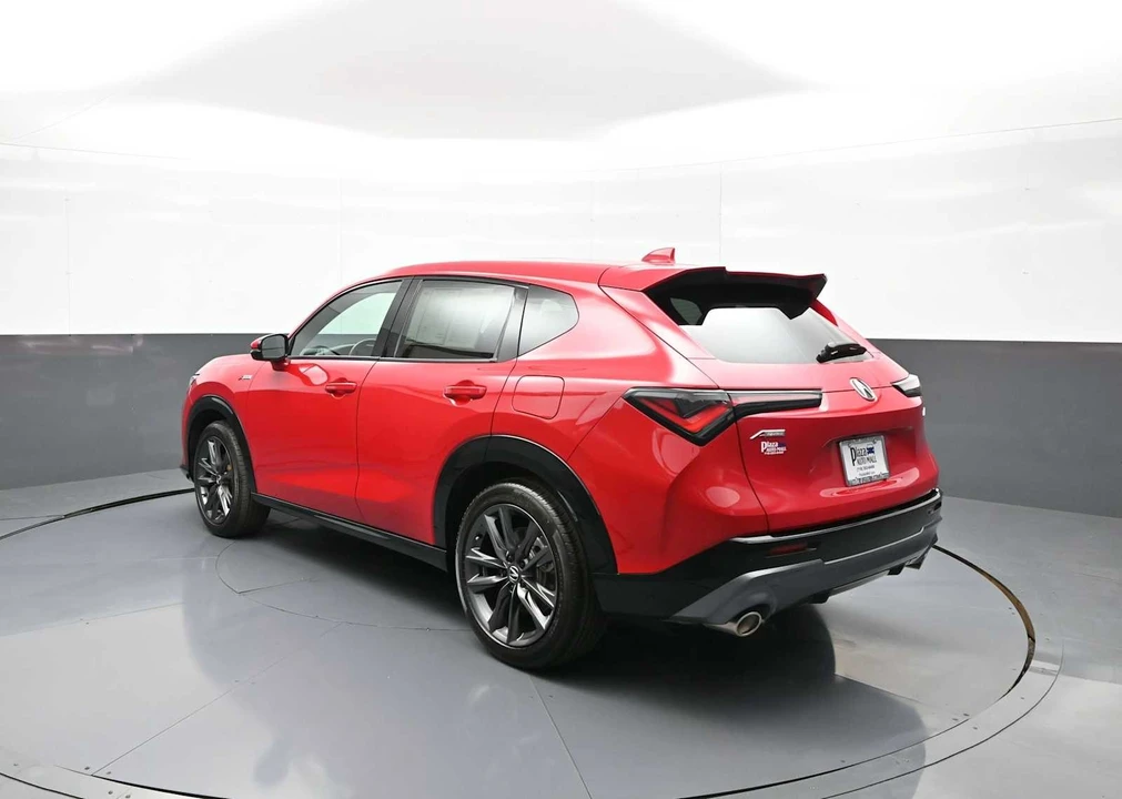 2025 Acura ADX - Image 8 of 31