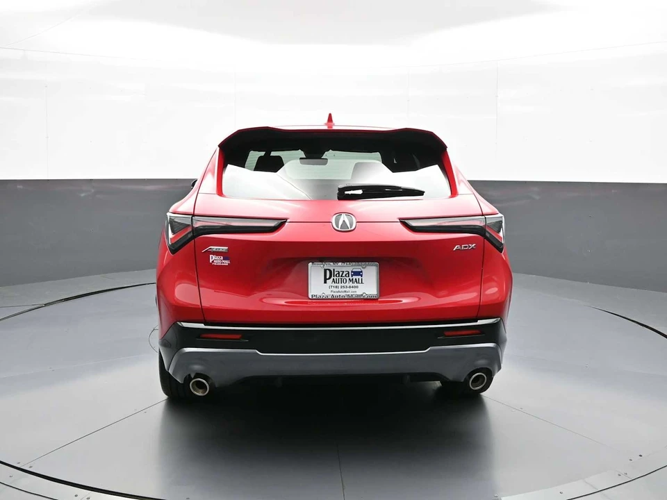 2025 Acura ADX - Image 7 of 31