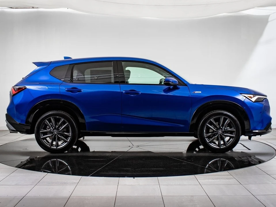 2025 Acura ADX - Image 11 of 21