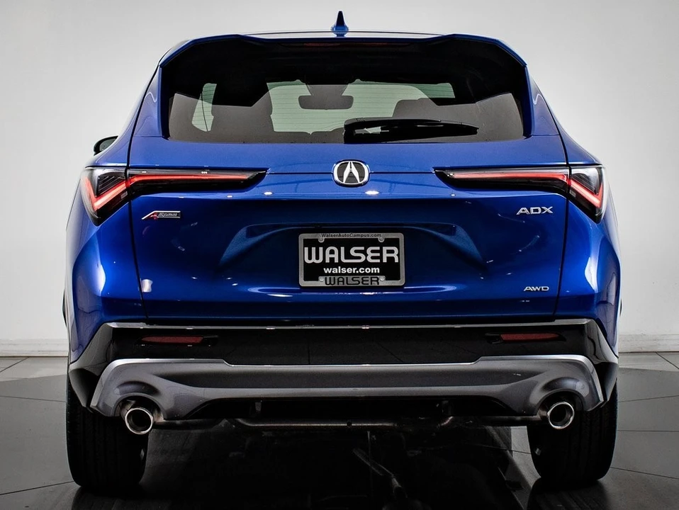 2025 Acura ADX - Image 7 of 21