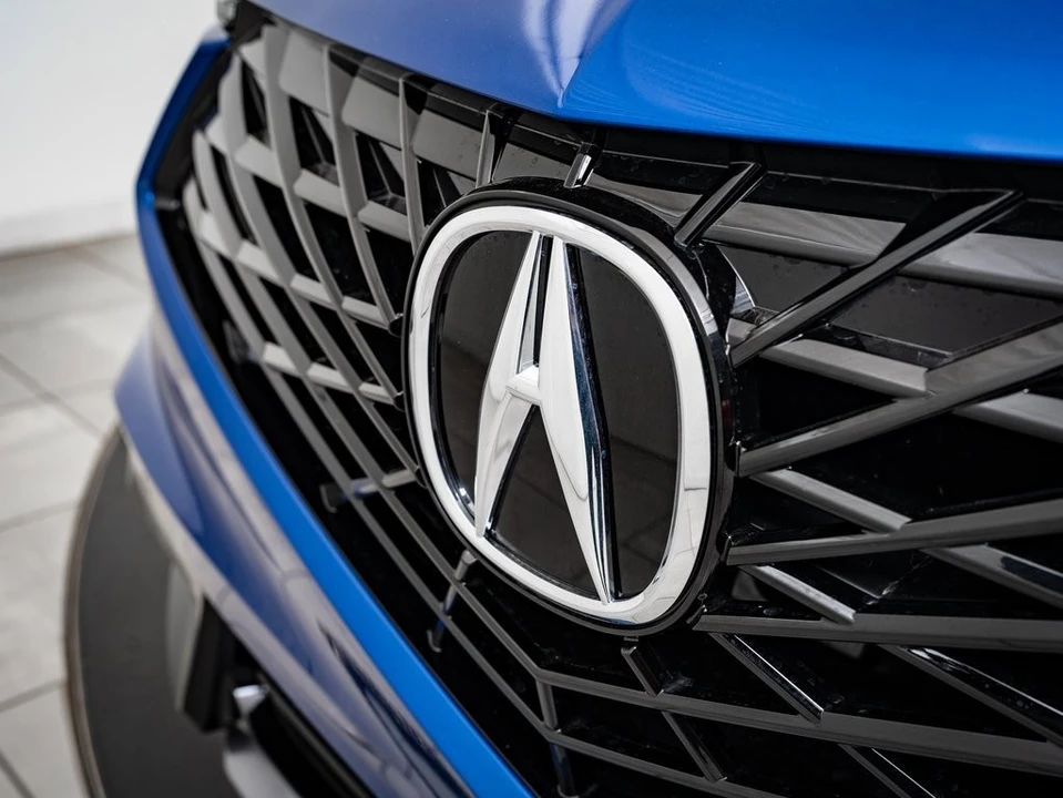 2025 Acura ADX - Image 3 of 21