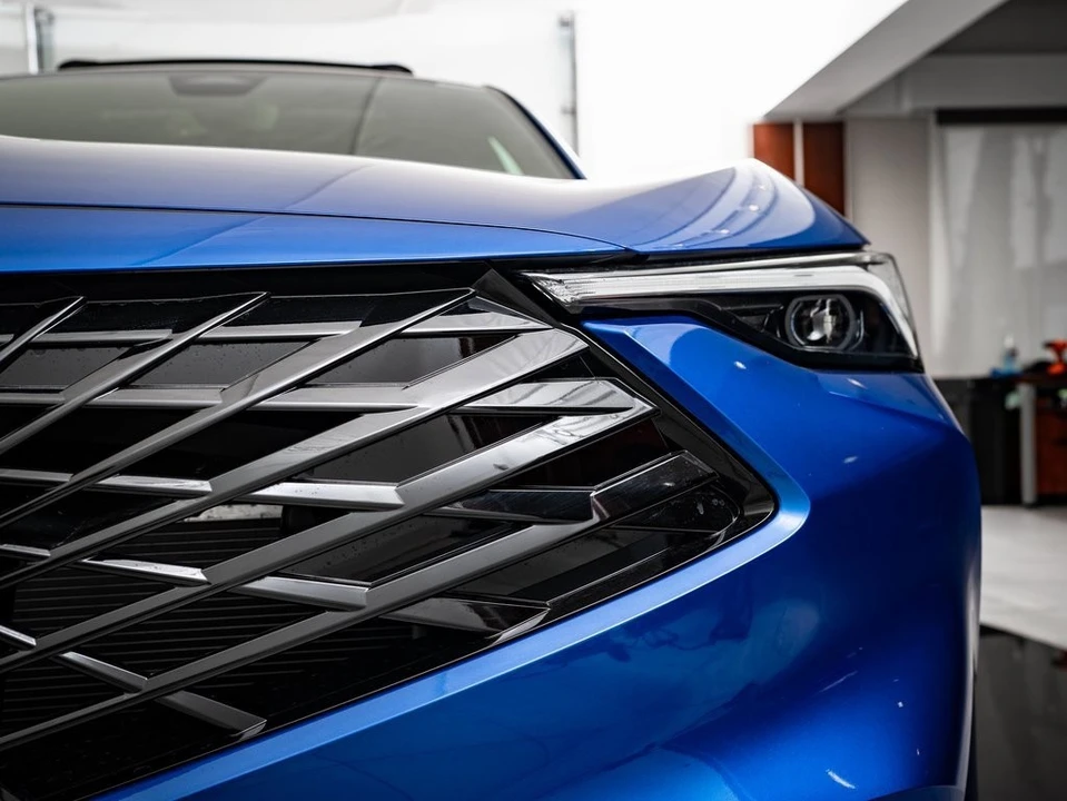 2025 Acura ADX - Image 15 of 21