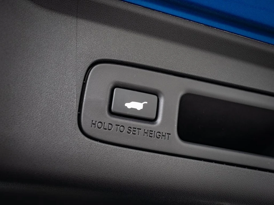 2025 Acura ADX - Image 20 of 21