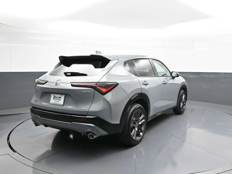 2025 Acura ADX - Image 6 of 31