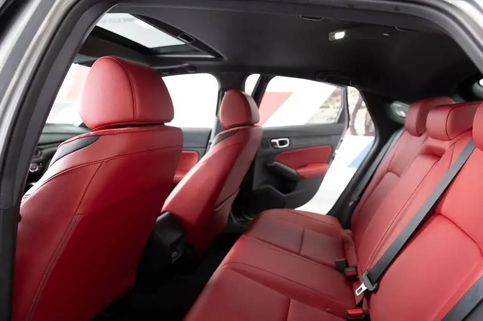 2025 Acura Integra 5th Gen - Image 9 of 15