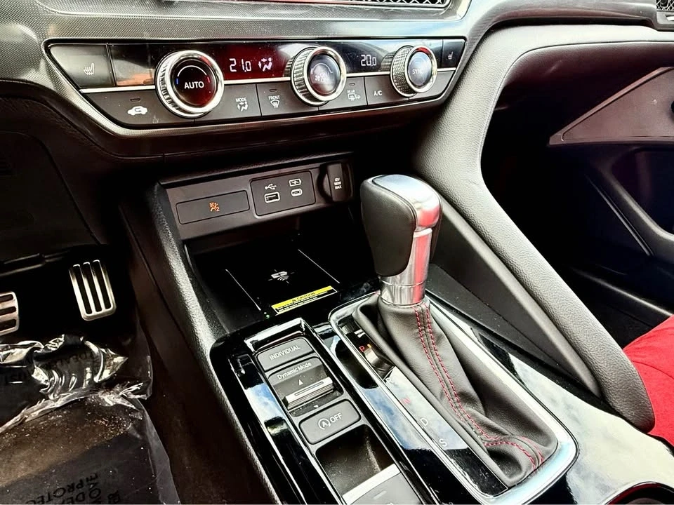 2025 Acura Integra 5th Gen - Image 13 of 20