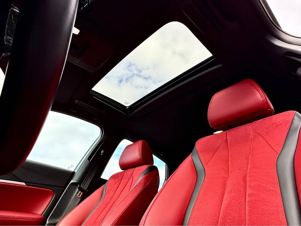 2025 Acura Integra 5th Gen - Image 12 of 20