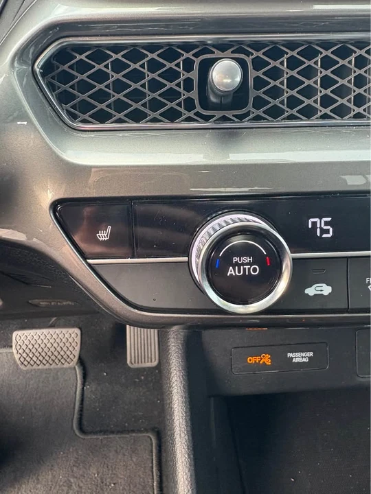 2025 Acura Integra 5th Gen - Image 14 of 17
