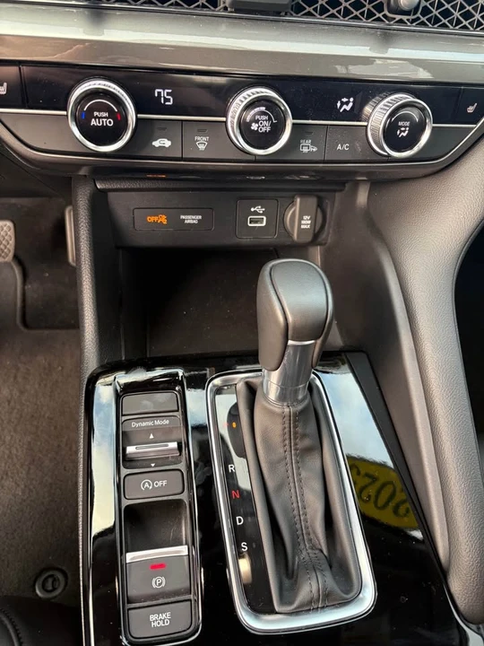 2025 Acura Integra 5th Gen - Image 15 of 17