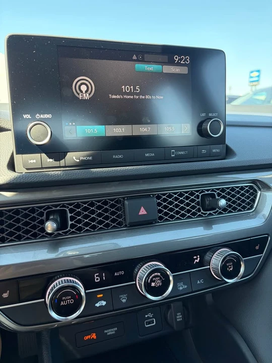 2025 Acura Integra 5th Gen - Image 8 of 12