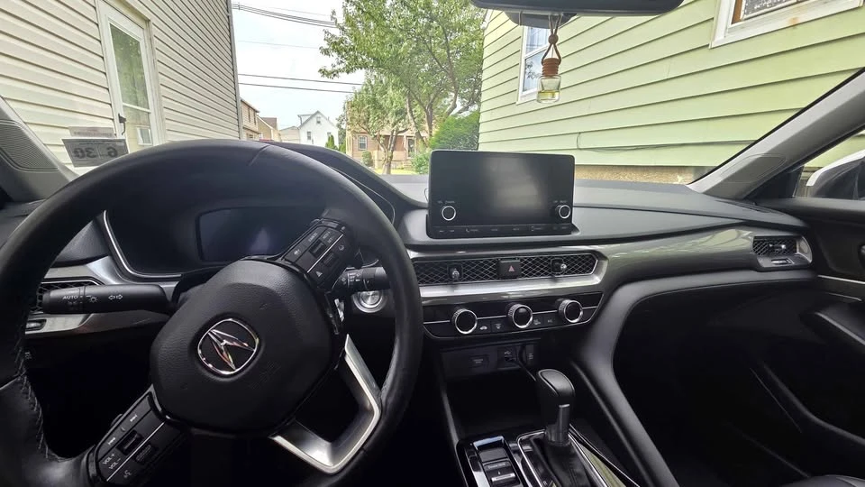 2025 Acura Integra 5th Gen - Image 2 of 8