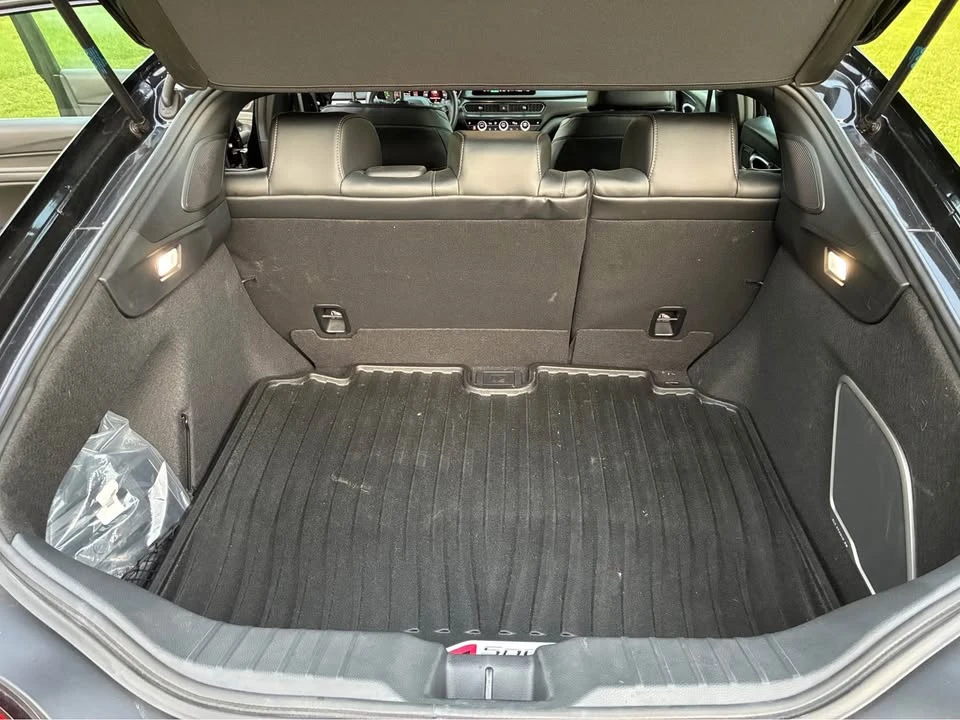2025 Acura Integra 5th Gen - Image 8 of 17