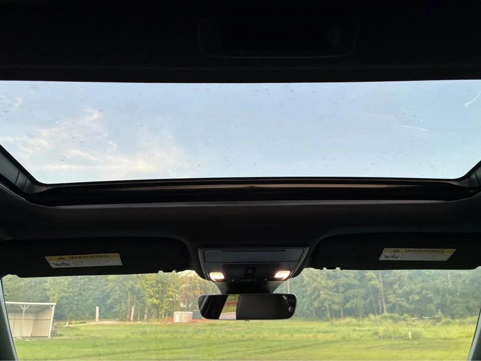 2025 Acura Integra 5th Gen - Image 10 of 17
