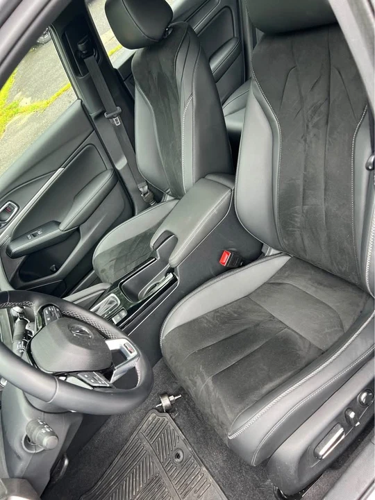2025 Acura Integra 5th Gen - Image 9 of 14
