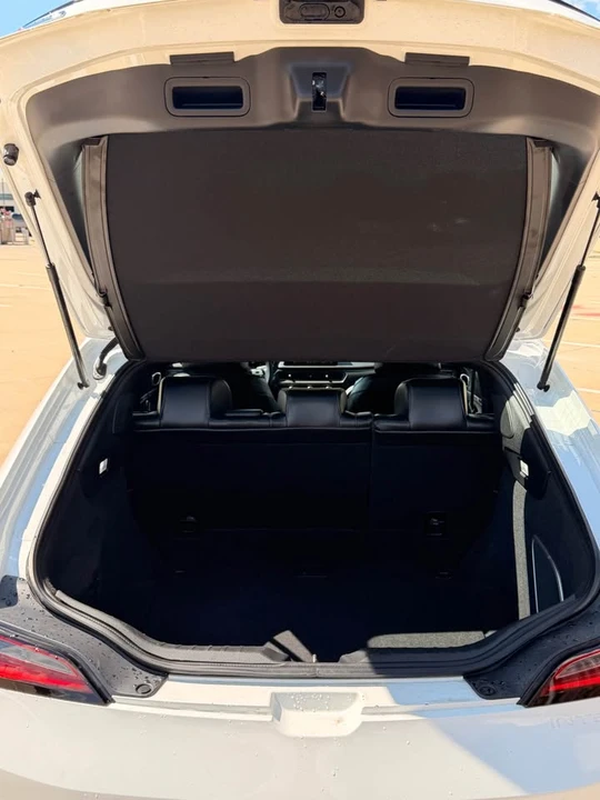 2025 Acura Integra 5th Gen - Image 13 of 16
