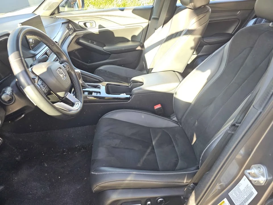 2025 Acura Integra 5th Gen - Image 9 of 11