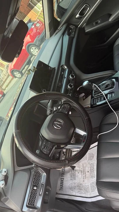 2025 Acura Integra 5th Gen - Image 9 of 14