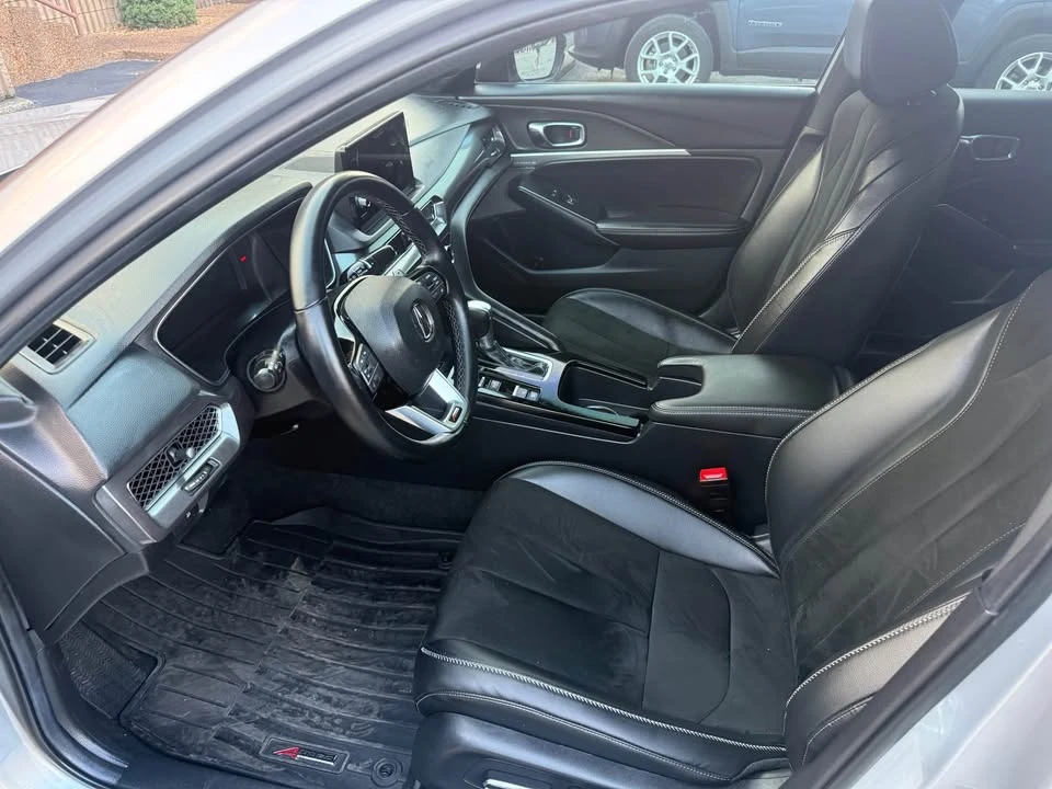 2025 Acura Integra 5th Gen - Image 13 of 17